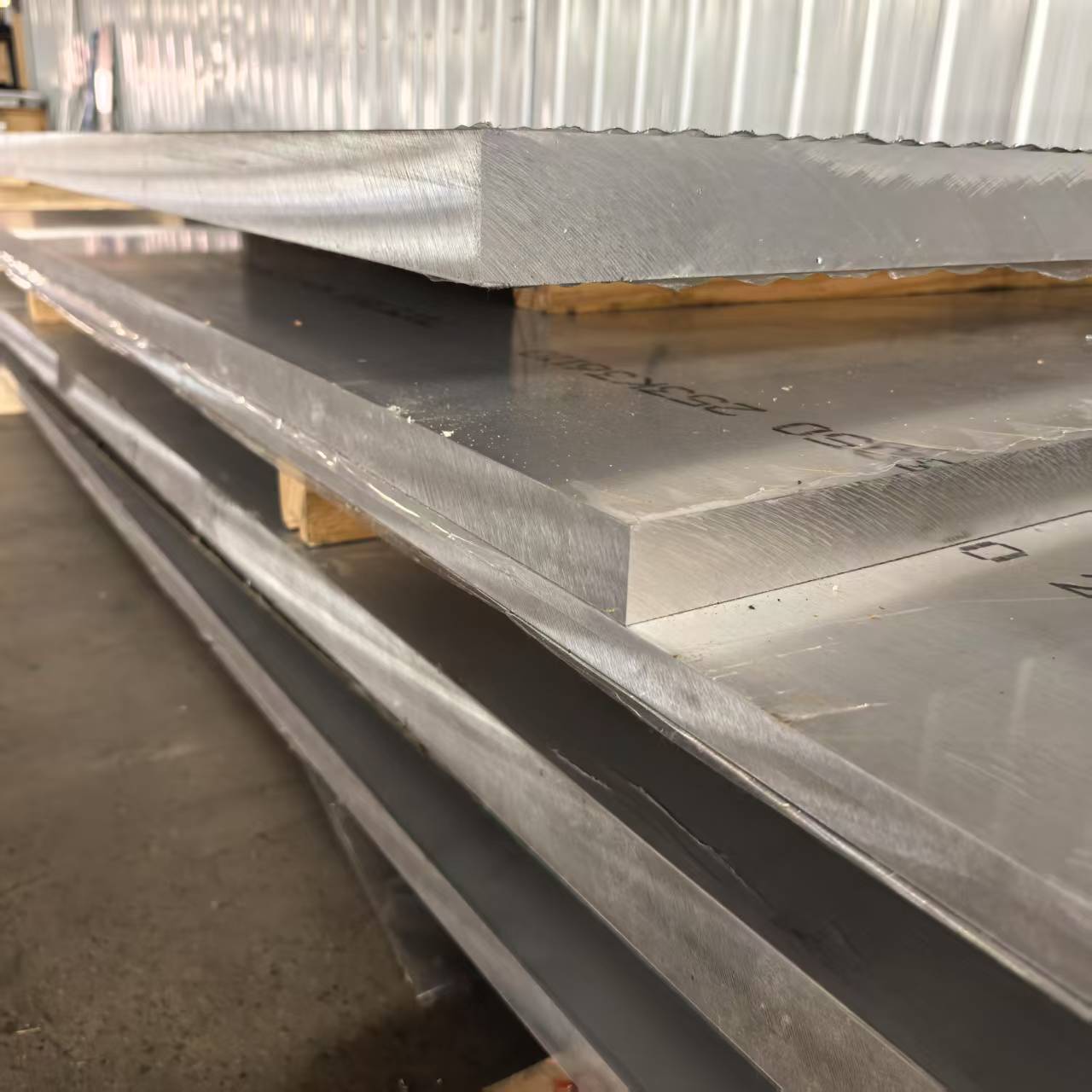 3003 Aluminum Plate Aluminum Alloy Plate Transport Vehicle Marine High Hardness 6061 Aluminum Plate Open-Cut Retail Aluminum Aluminum Plate