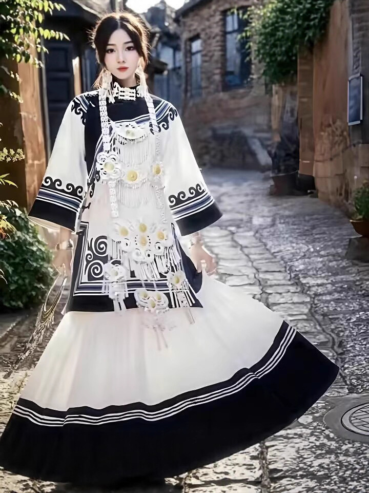 Photo Studio New Girl Yi Ethnic Style Stage Performance Clothing Yunnan Torch Festival Ethnic Minority Performance Clothing