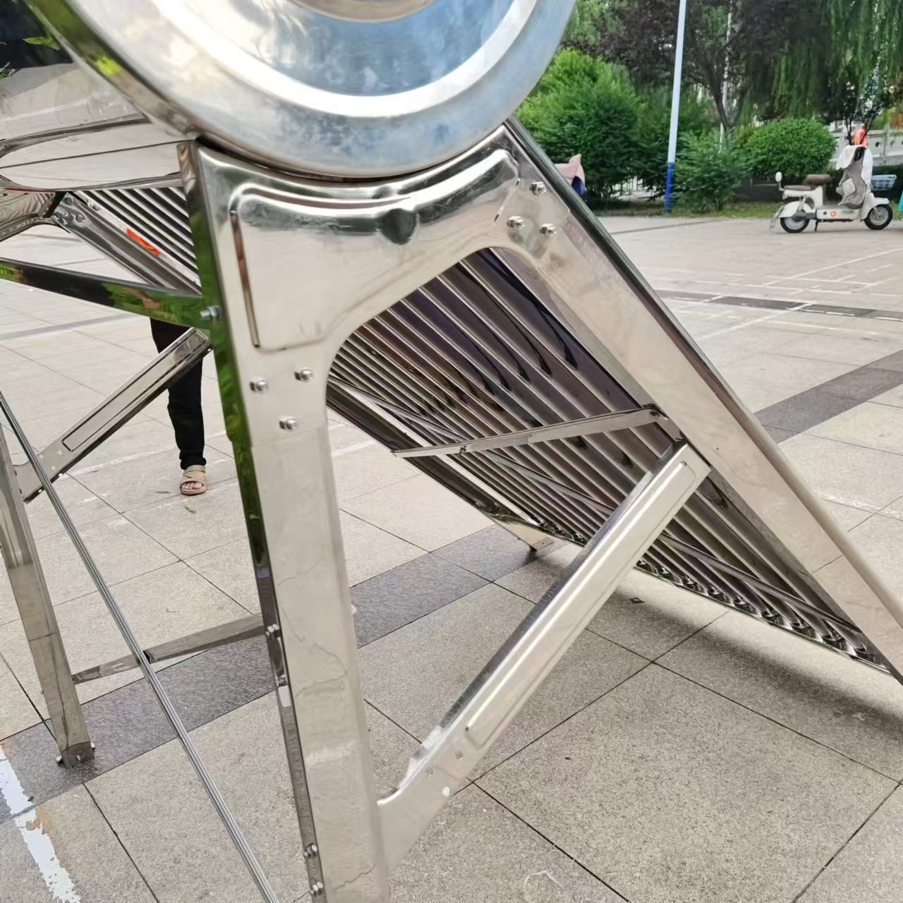 Factory wholesale solar water heater bracket household solar bracket stainless steel bracket color steel solar rack