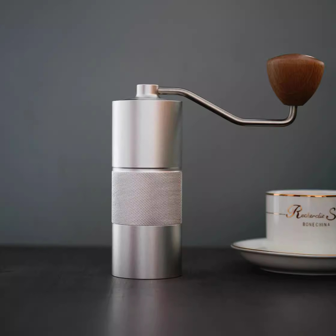 Manual coffee bean grinder hand grinder coffee machine bean grinder household small hand coffee grinder