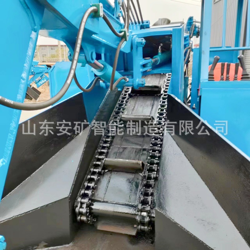 Large Tunnel Double Chain Scraper Conveyor Slag Removal Machine, Fast Slag Removal Without Dead Ends, 120/150 Crawler Slag Removal Machine