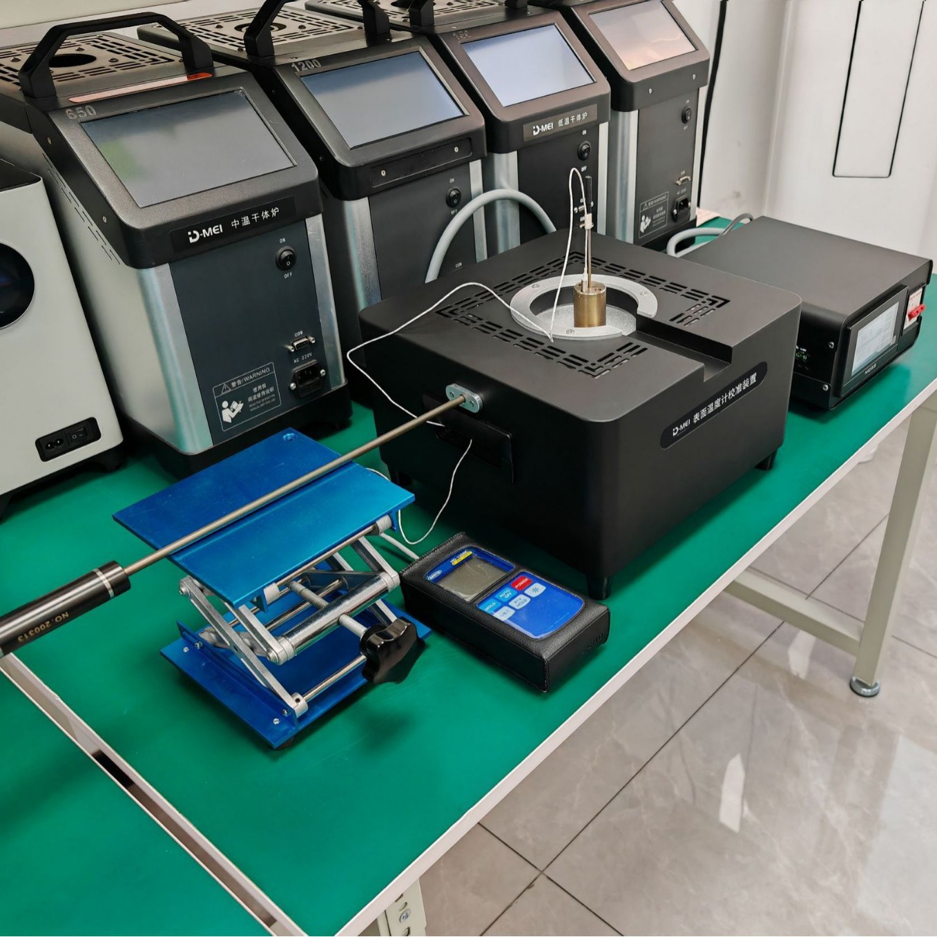 Surface Thermometer Calibration Device Dy-Bm01 Can Detect L Sensor