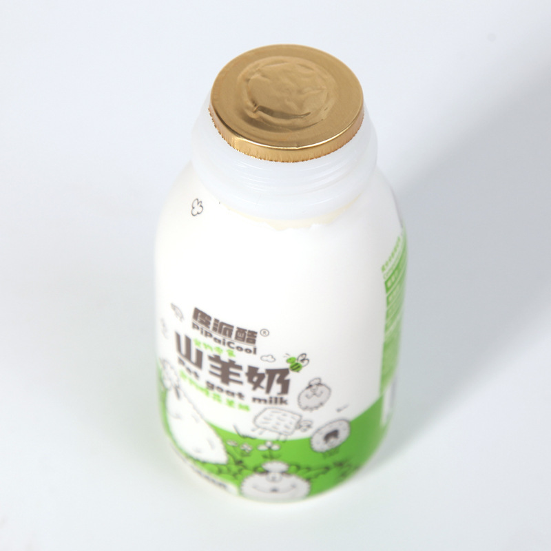 Pet Snacks, Goat Milk, Raspberries, Bee Flowers, Hair Beauty, Skin Care and Nutrition Products, Milk for Dogs and Cats, Saanen Goat Milk