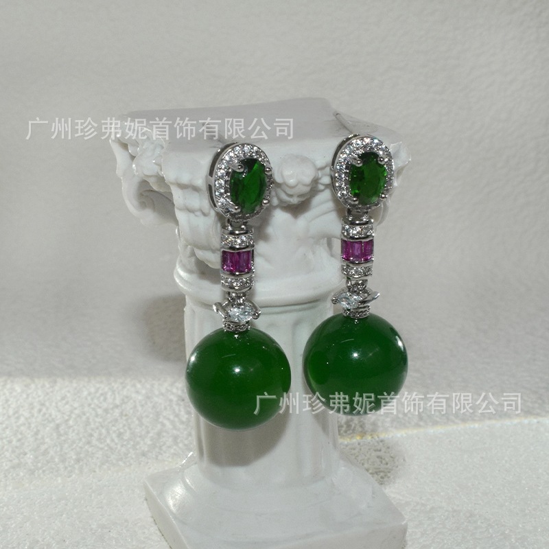 Autumn and winter high quality natural green chalcedony earrings inlaid with light luxury high-end earrings fashion accessories women live wholesale