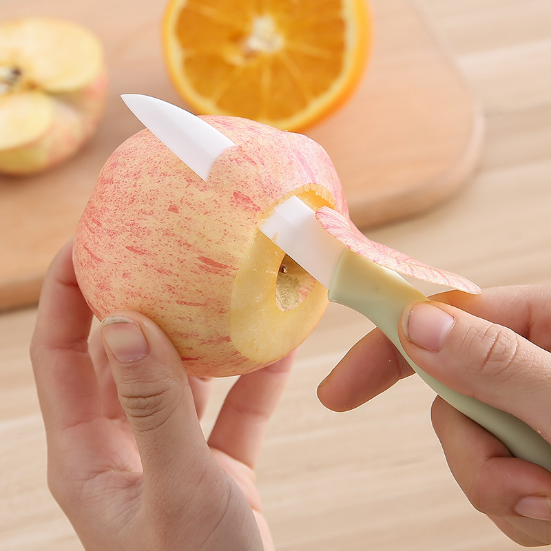 In stock retail wholesale ceramic knife fruit knife portable portable fruit knife multifunctional dormitory household food supplement knife