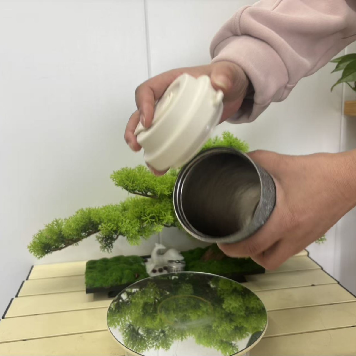 Double-Layer Pure Titanium Beer Cup, Vacuum Insulation and Cold Insulation Titanium Beverage Cup, Car-Mounted Mouth Cup, Outdoor Portable Coffee Cup