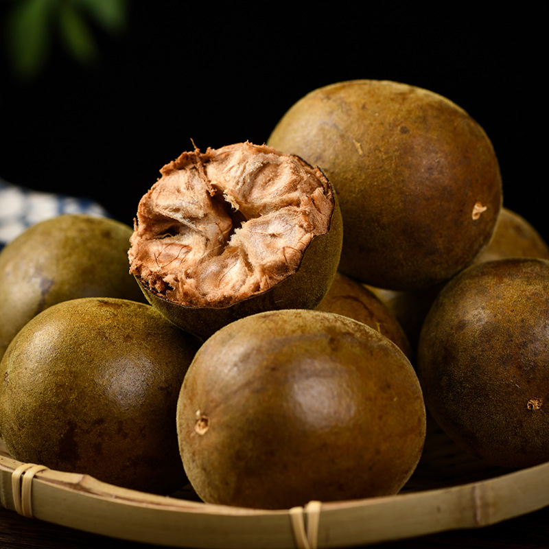 Manufacturer's Self-Produced and Sold Traditional Luo Han Guo Blister Box of 6 Pieces, Guangxi Guilin Roasted Luo Han Guo Dried Fruit Large Fruit