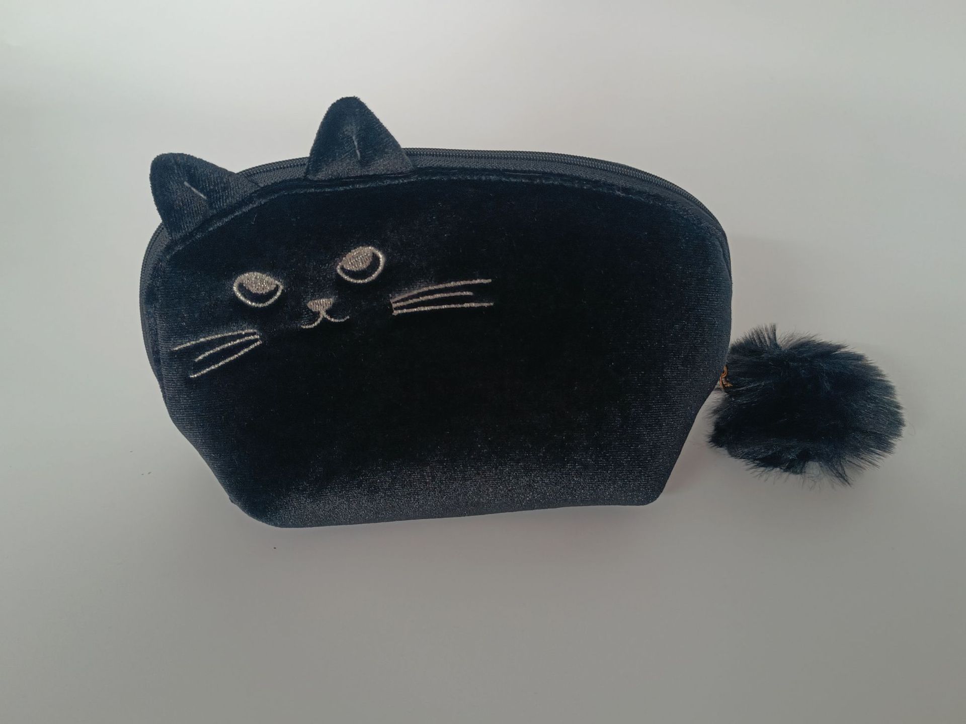 Cat Bag Animal Cosmetic Bag Pet Shaped Cosmetic Bag Lise Velvet Crystal Velvet Cosmetic Bag Easy to Carry Business Trip Factory