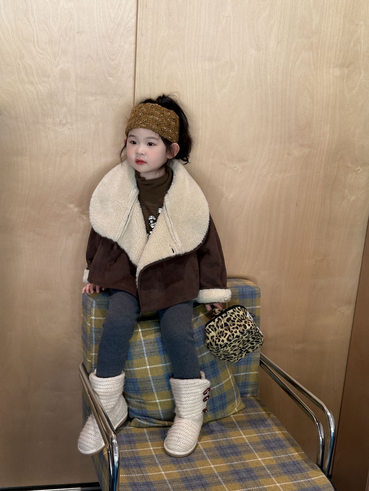 2025 New Winter Children's Clothing Korean Style Children's Clothing Girls' Suede Composite Lamb Wool Jacket Large Lapel Jacket