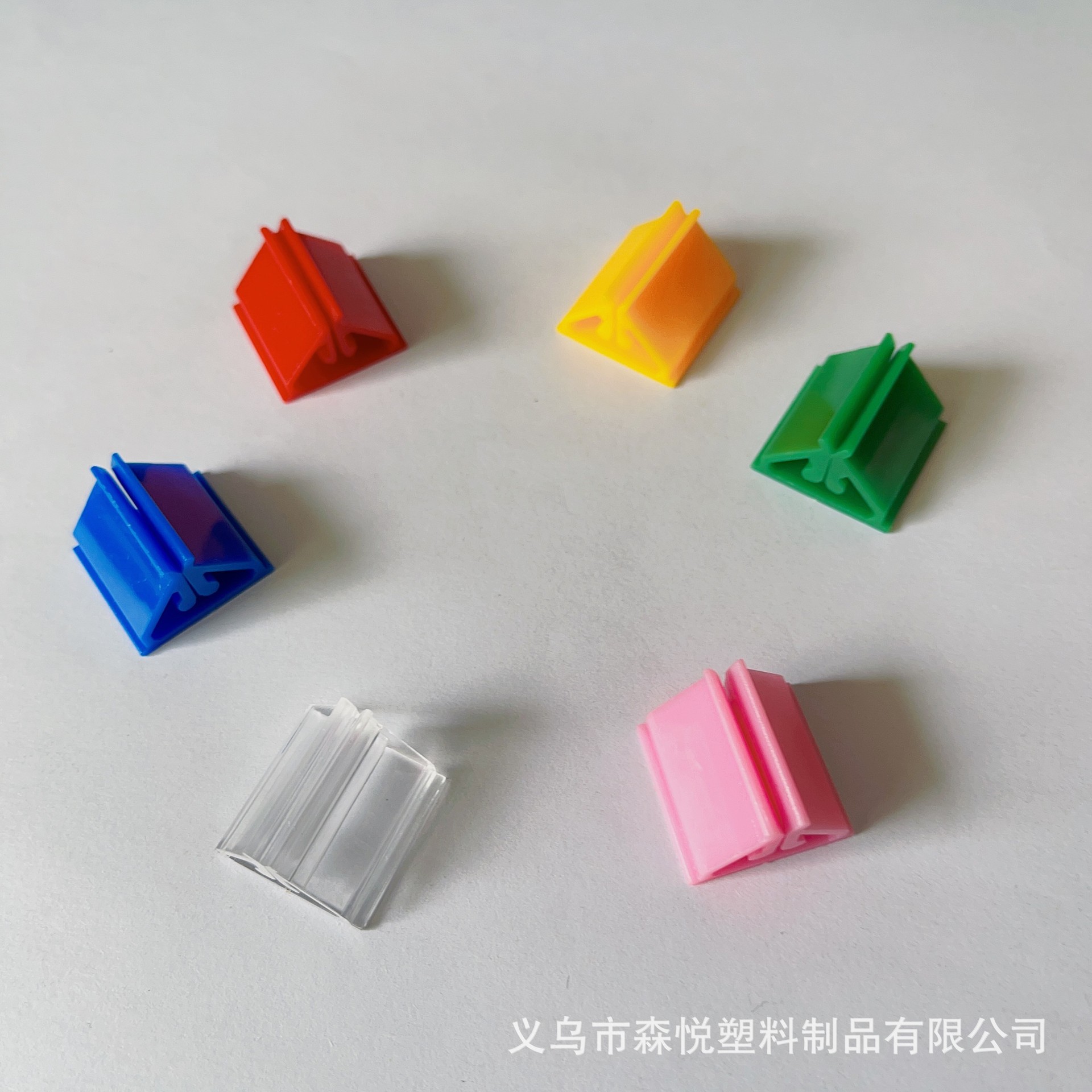 SOURCE Factory plastic triangle desktop game card base card holder