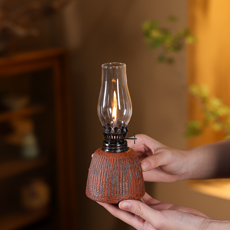 Retro Creative Ceramic Butter Lamp Traditional Blue and White Ceramic Tea Room Home Furnishings Outdoor Camping Style Tea Room Atmosphere Lamp