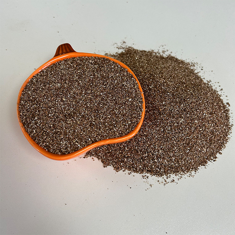 Water and Fertilizer Preservation for Horticultural Fruits and Vegetables Fleshy Green Plant Hydroponic Granules Red Vermiculite Powder 20- 40 Mesh Fireproof Vermiculite