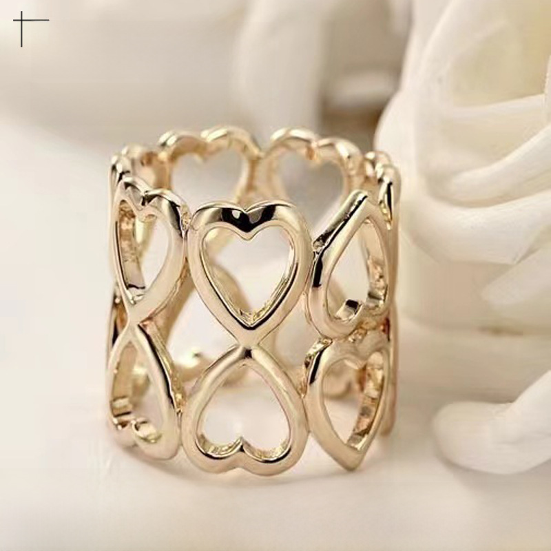 High-grade Silk Towel Buckle Ring Three Loop Buckle Luxury Atmospheric Silk Towel Buckle All-match Korean Style Business Wear Silk Scarf Clip Elegant and Simple