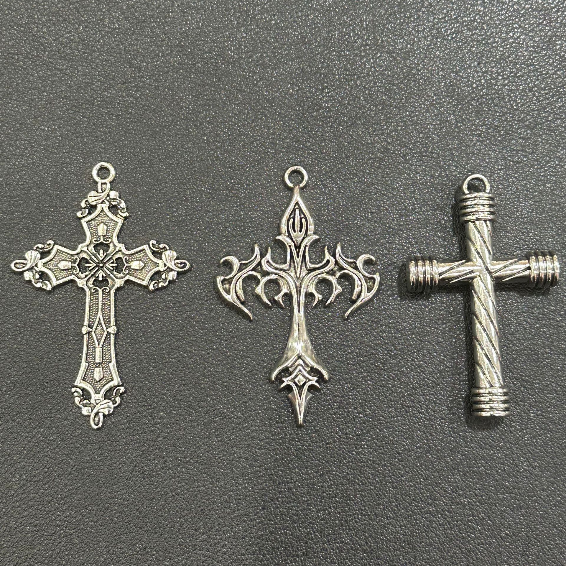 Cross-Border Hip-Hop Necklace Jewelry Men's Popular Street Cross Personality Disco Alloy Pendant Sweater Chain Accessories