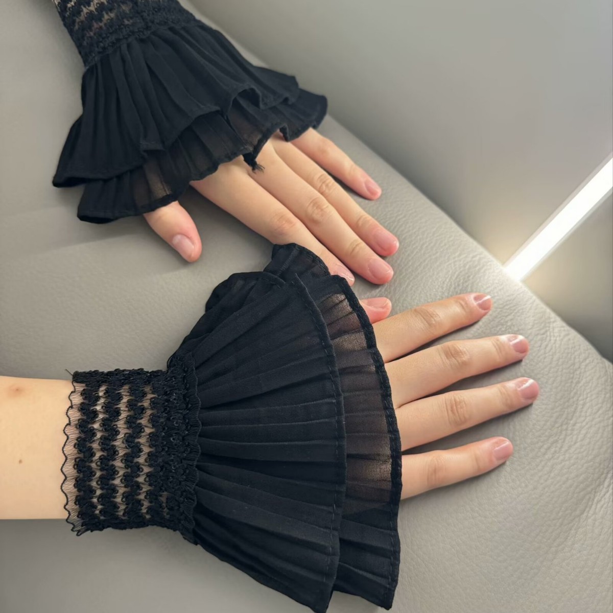 New Mesh Lace Hollow Crochet Fake Sleeves for Women Trendy Bell Cuffs Lace Cross-Border Manufacturer Wholesale