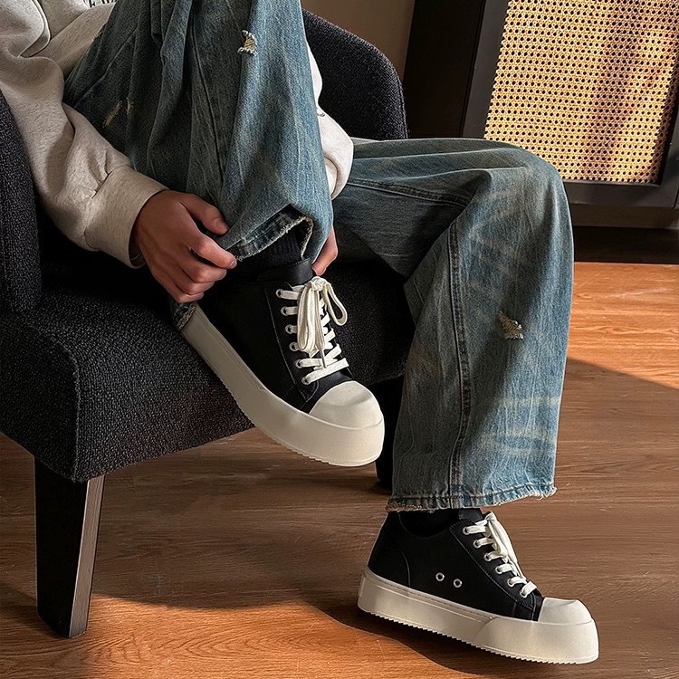 Casual board shoes for men and women with black thick soles increased breathable star commuter big toe shoes fashion brand low top shoes