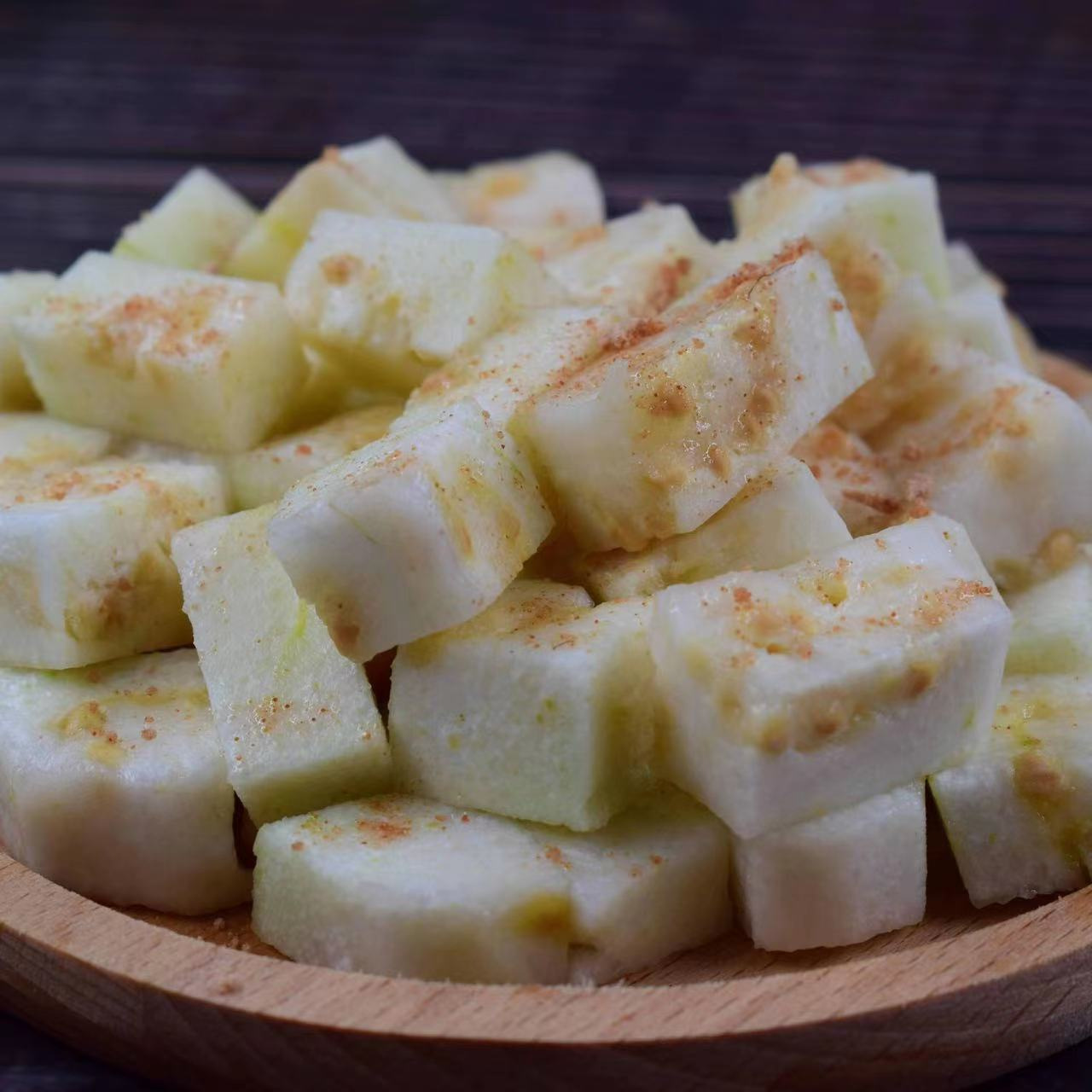 Red and White Guava Fresh Fruit, Crisp, Sweet and Refreshing Combination, Freshly Picked Guava, Seasonal Whole Box, Free Shipping