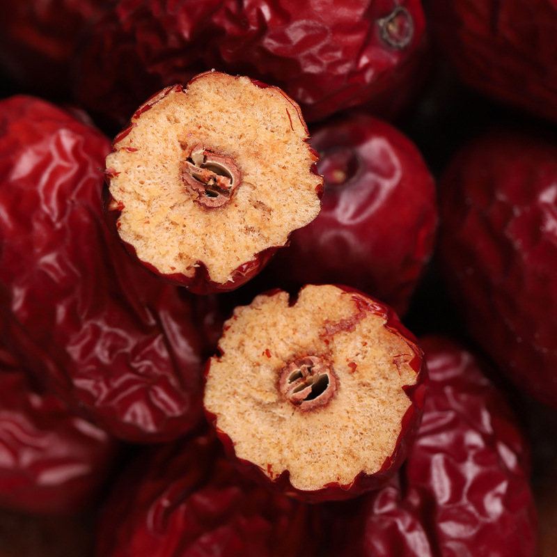 Factory wholesale Xinjiang Jun jujube 500g badge exhibition super red jujube naturally dried meat thick nuclear small wash-free red jujube