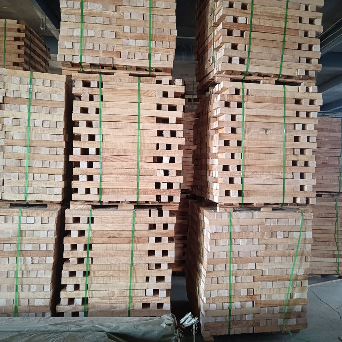 High-Quality Rubber Wood Lumber, Dried Solid Wood Strips, Planed, Suitable for Home Decoration/Craft Materials, Supports Mixed Orders