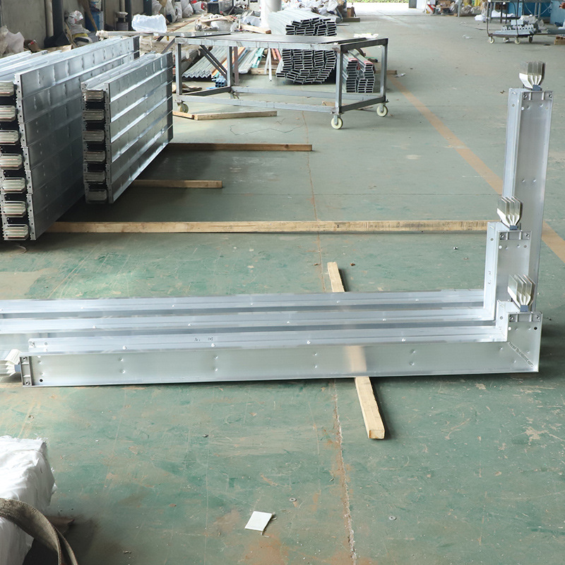 In stock intensive bus duct cable waterproof enclosed busbar aluminum alloy fire-resistant air type bus duct manufacturer