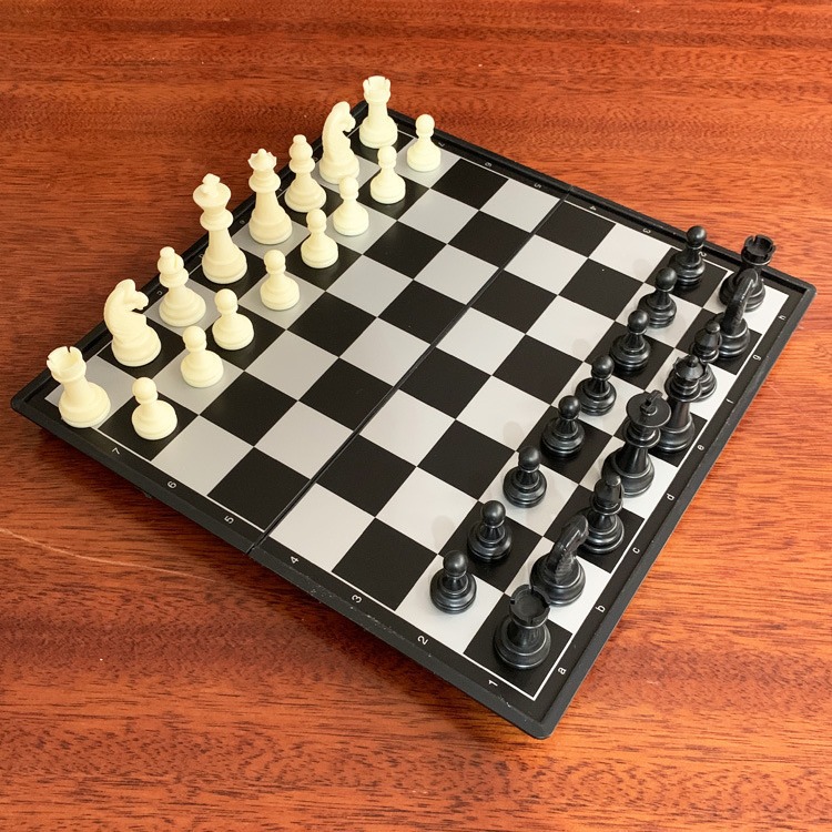 Magnetic Folding Chess Children Beginner Portable Magnetic Chess Board Adult Student Training