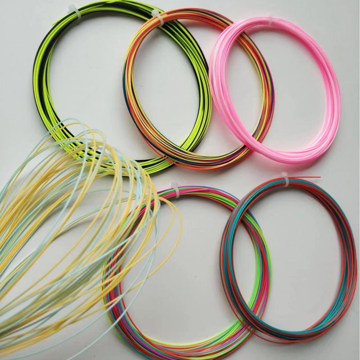Badminton line double color line rainbow line badminton racket color line two four color racket line can pull up the pound