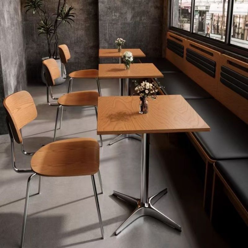 Стол и стулья в средневековом стиле из бревен, морская доска, кафе, молочный чай, специальный стол для западного ресторана, переговорный прием