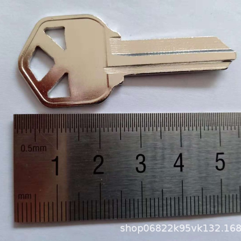 "004" Is Suitable for KWIKSET Three-hole Hotel Door Civilian Key Blank Ks1/kwi-1 keyblank