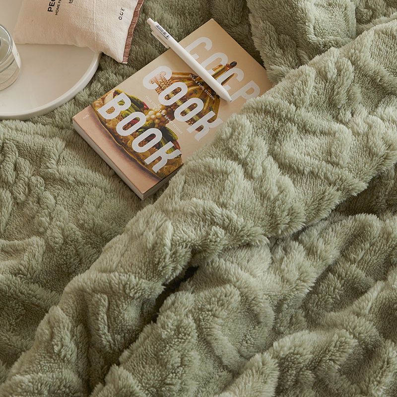 Lamb Fleece Blanket Winter Thickeneded Nap Office Shawl Air-Conditioned Fleece-Lined Small Blanket Coral Velvet Sofa Cover Blanket