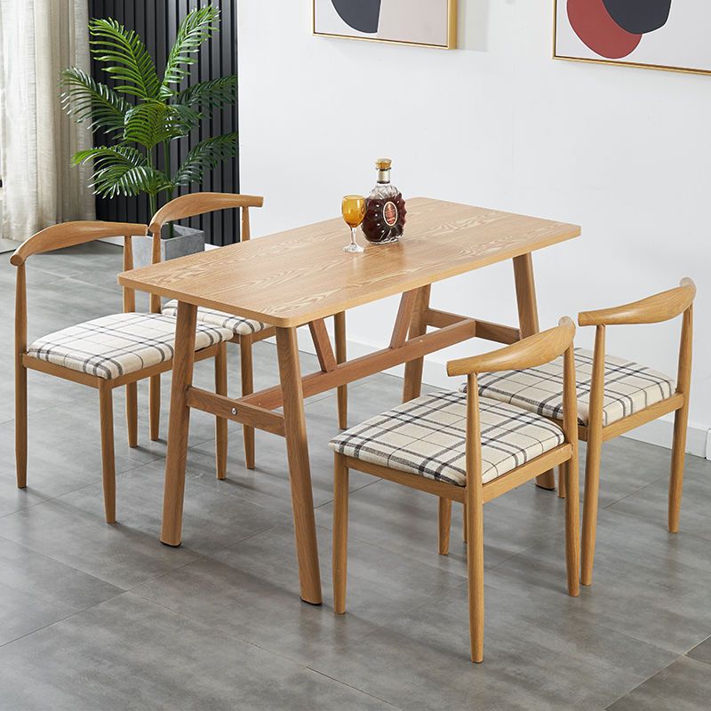 Простой прямоугольный обеденный стол для коммерческого ресторана, ресторана молочного чая, закусочной, завтрака, столовой, ресторана лапши, фастфуда, комбинация столов и стульев