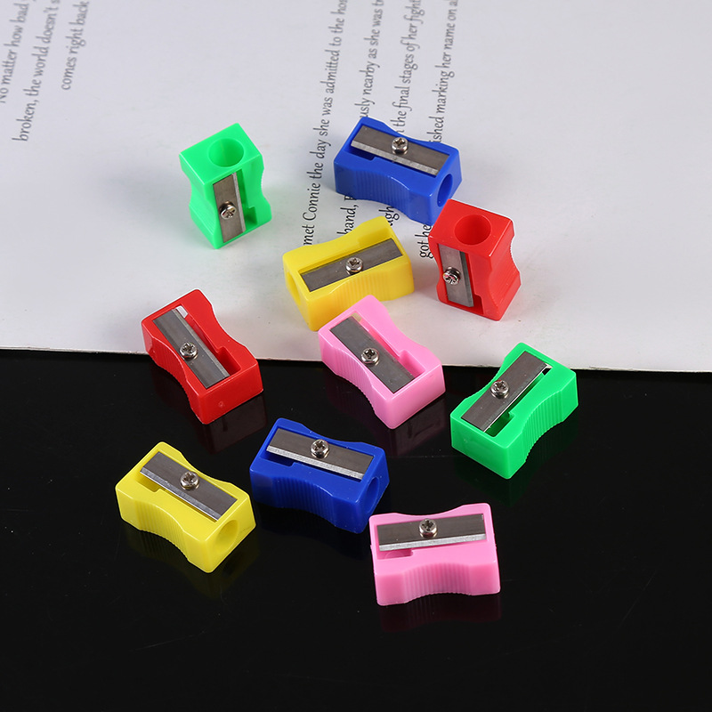 Factory Direct plastic rectangular pencil sharpener student supplies small square pencil sharpener 641 pencil sharpener pencil sharpener