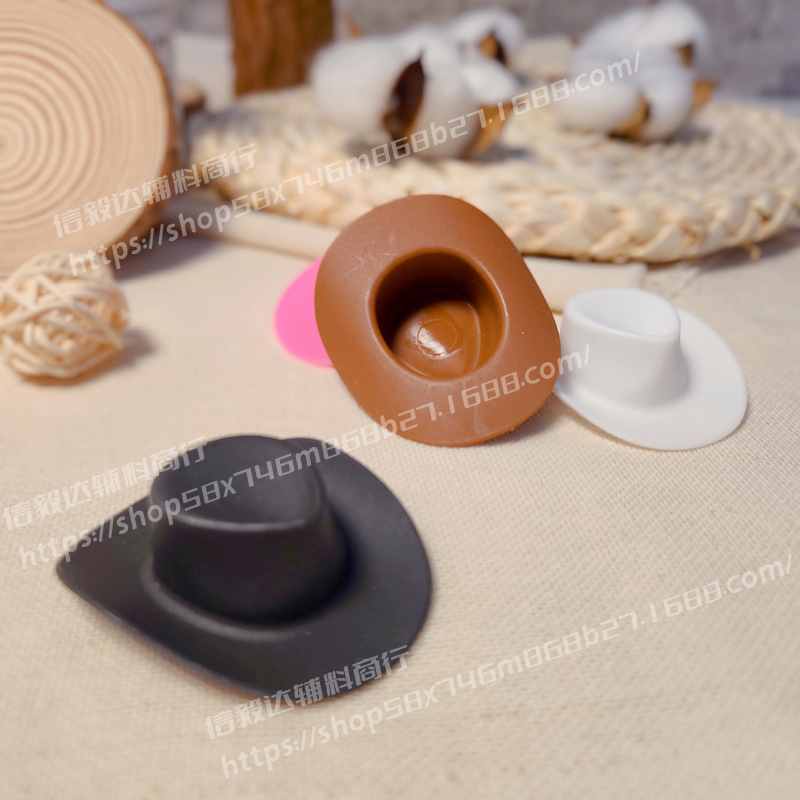 Factory Direct Sales Mini Cowboy Hat Toy Plastic Small Hat Plastic Cowboy Hat Multi-Color Little Yellow Duck Accessories Hat