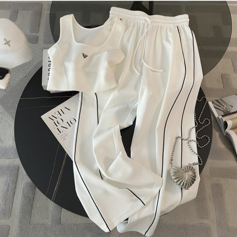 Spring Wear Casual Sports Suit for Women Spring 2025 Style Slimming White Hooded Sweatshirt Three-Piece Set
