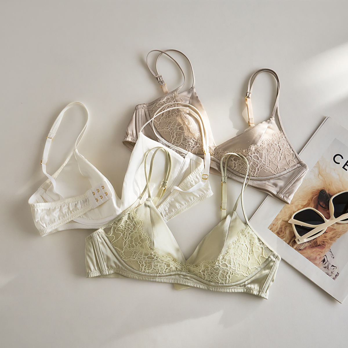 26 стилей весеннего бюстгальтера с двойными бретелями и треугольными чашками из шелка, без косточек, из шелка мурано, кружевное женское белье