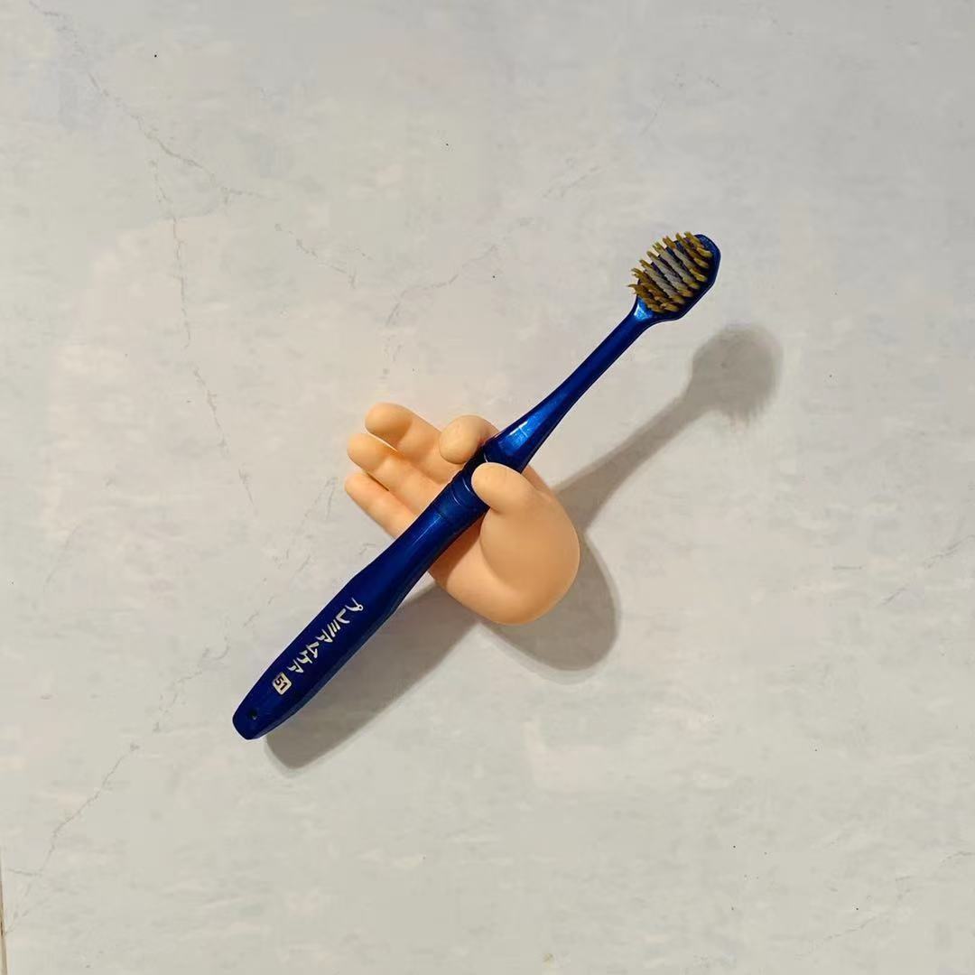 Mickey Simple Towel Rack Kidsren's Wall-Mounted Toothbrush Rack Adhesive Hook Family of Four Bathroom Storage Rack Nail-Free