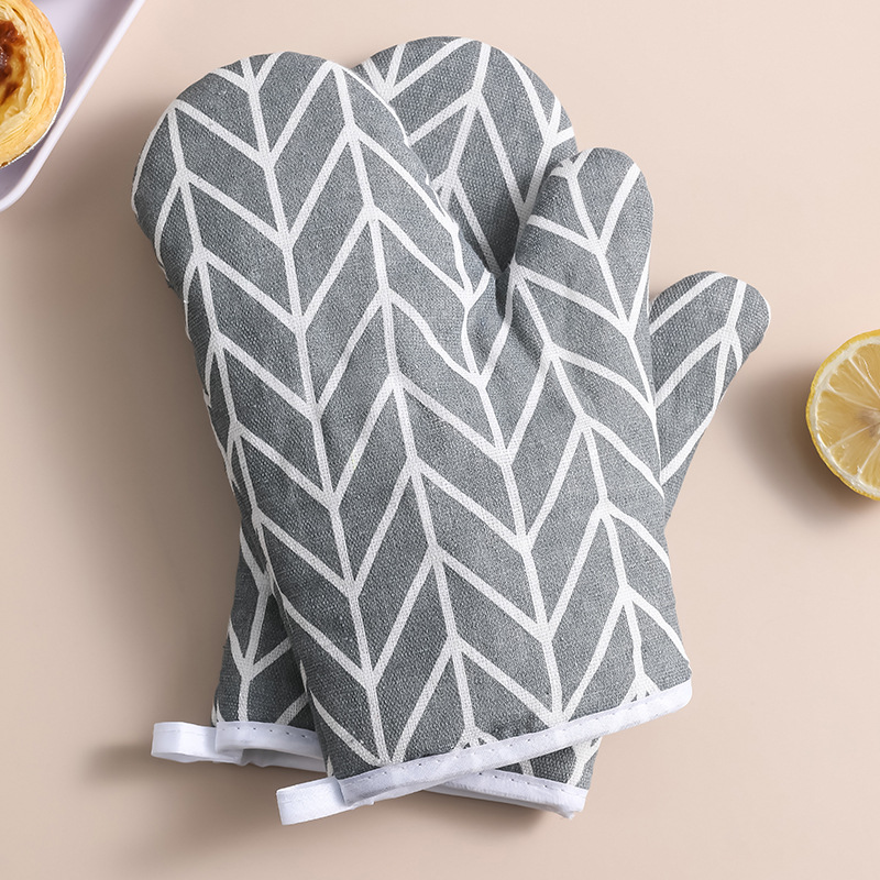 Microwave oven gloves anti-scalding high temperature resistant kitchen heat insulation Gloves oven gloves baking gloves factory direct supply