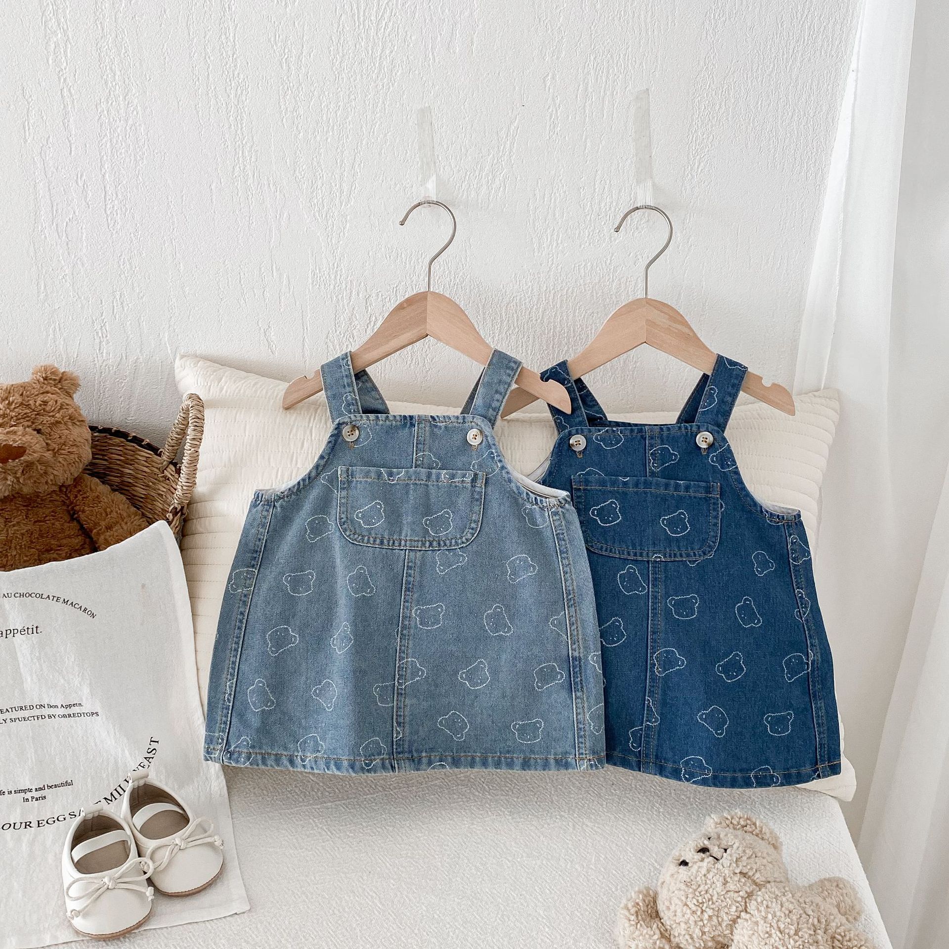 Ins Korean Style Girls' Strap Dress 2025 Spring and Summer New Arrival 1-8 Years Old Baby Girl Princess Cute Bear Denim Dress