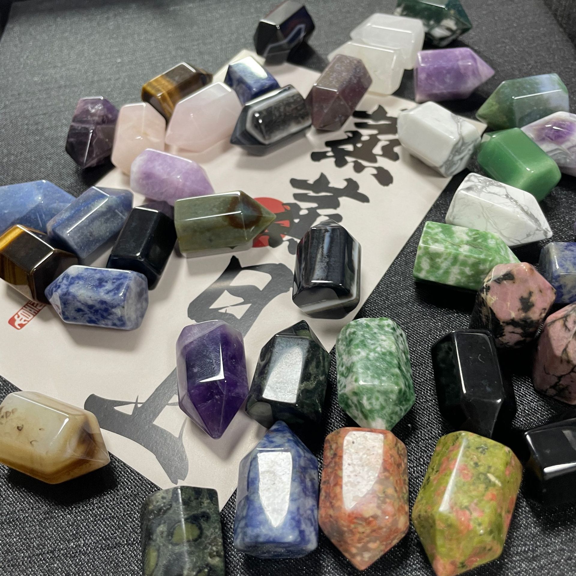 Jinglei natural Crystal Jade amethyst column hexagonal edge stone ornaments wholesale DIY crafts wholesale