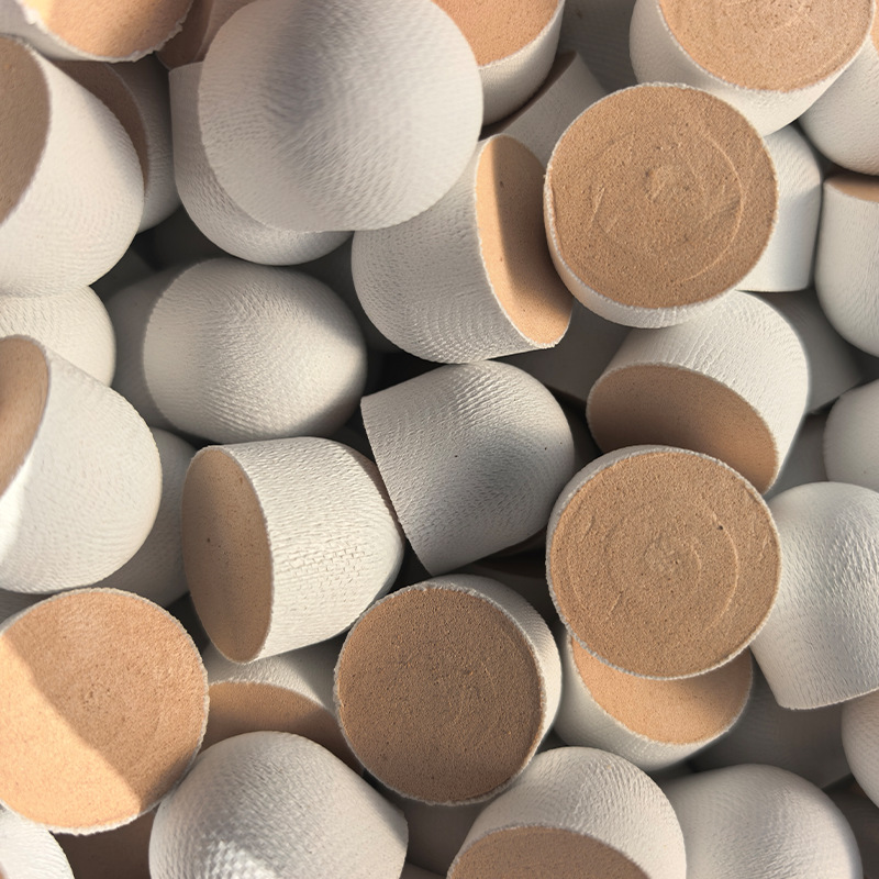 Composite Cork Ball Head Can Be Used as a Mid-To-Low-End Ball Head, Anhui Wholesale Training Hall Feather New Model Yashilong No. 7 Ball