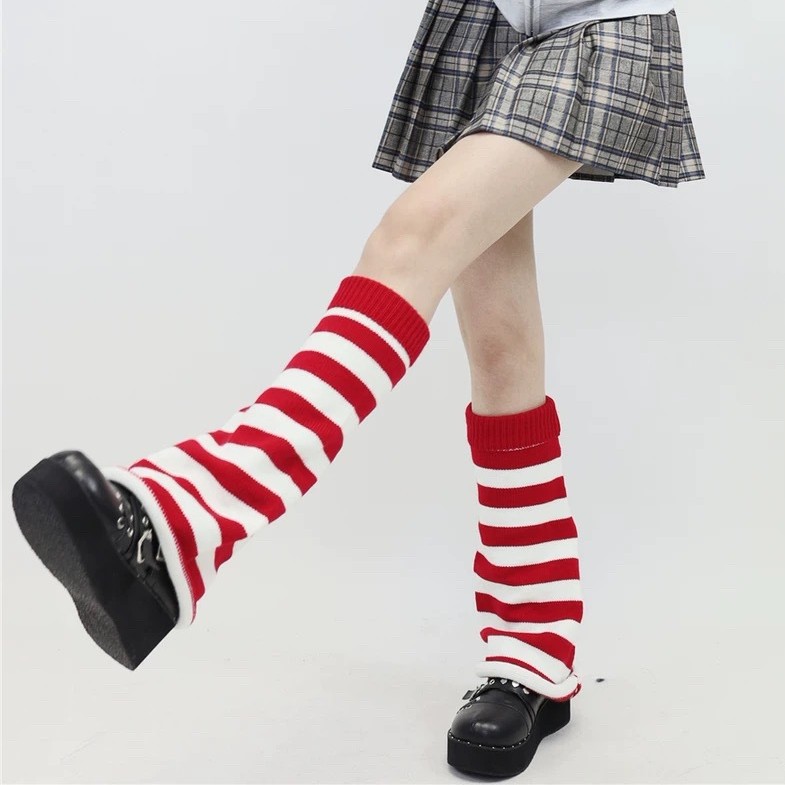 Вязаные носки в полоску для женщин, черно-белые шерстяные носки, осенний и зимний стиль прэппи, теплые гетры до икры Y2K