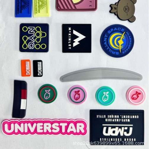 Pvc Soft Plastic Drip Plastic Label Silicone Label Plus Adhesive Rubber Label Gloves Shoe and Hat Rubber Stamp Source Factory