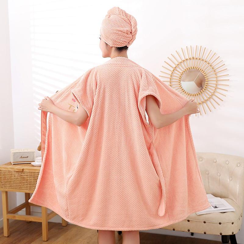 New Pineapple Pie Bathrobe Women's Wearable Bath Towel Coral Velvet Thickened Household Cross Strap Bath Skirt Dry Hair Cap Wholesale