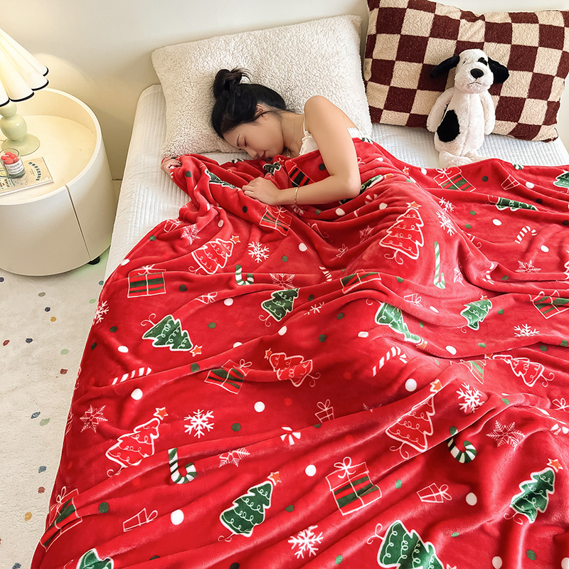 Cross-Border Amazon Christmas Thickened Flannel Blanket, Red Cloud Mink Velvet Coral Fleece Blanket, Air Conditioning Gift Wholesale