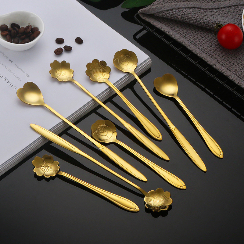 Ложка для десерта с ручкой в виде цветка вишни, ложка для еды на вынос, креативная, из нержавеющей стали, золотая, длинная, для смешивания, для торта, одноразовая