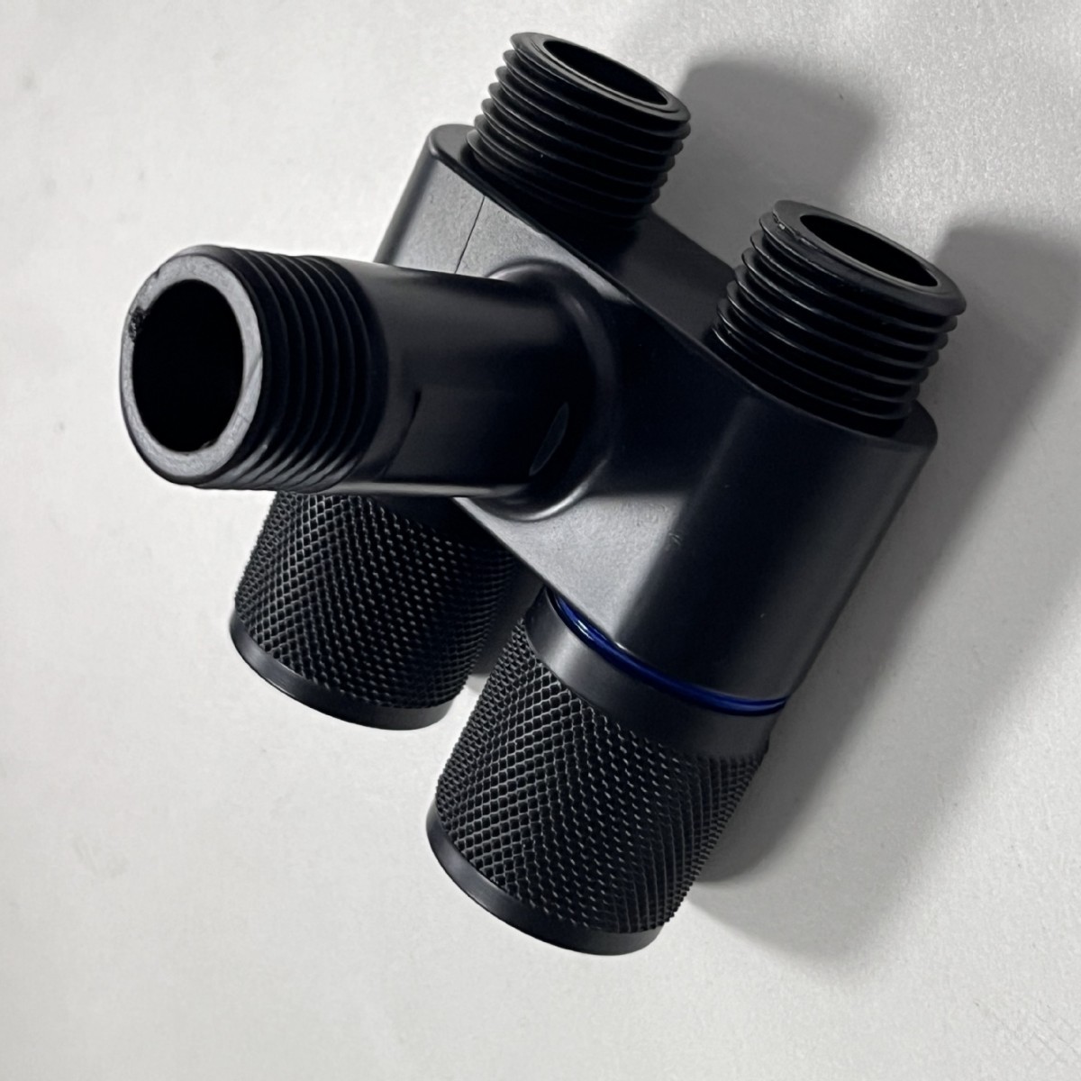 Hot-Selling Plastic Toilet Attachment Pressure-Boosting Spray Gun Set for Home Use with One Inlet and Two Outlet Angle Valves for the Bathroom