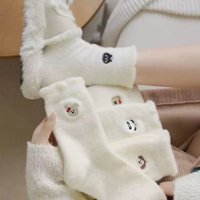 Winter Warm Mink Velvet Animal Socks for Women, Cute Soft Waxy Plush Home Sleep Mid-Calf Socks with Velvet and Thickening