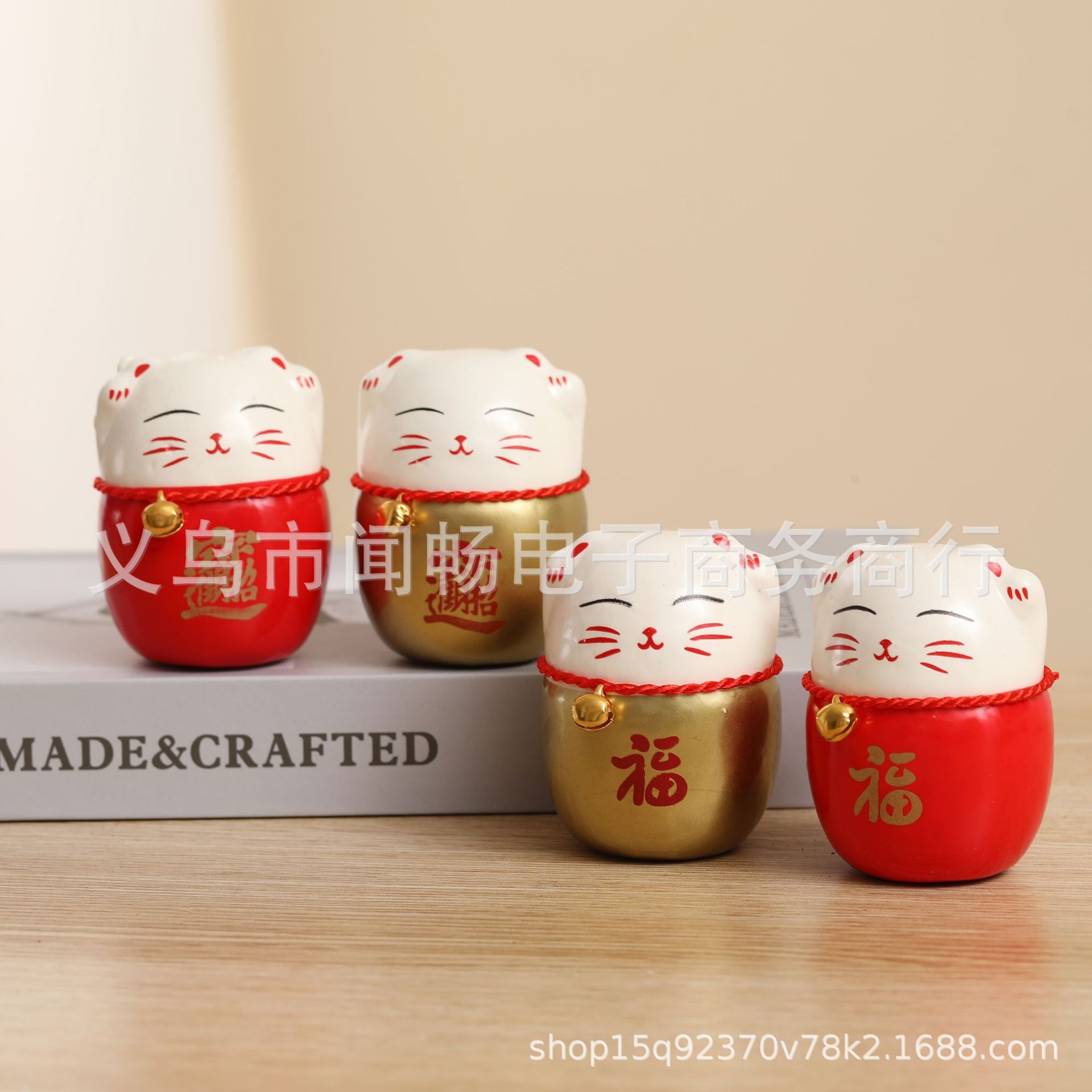 Bring in Wealth and Treasure Cat Ornament Wholesale Creative Wedding Blessing Bucket Hug Bucket Bring in Wealth and Treasure Cat DIY Accessories