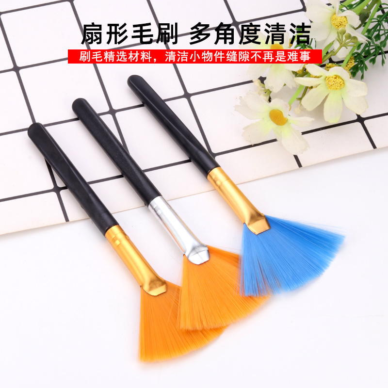 Щетка для очистки пыли с вентилятором для клавиатуры компьютера, камеры и мобильного телефона