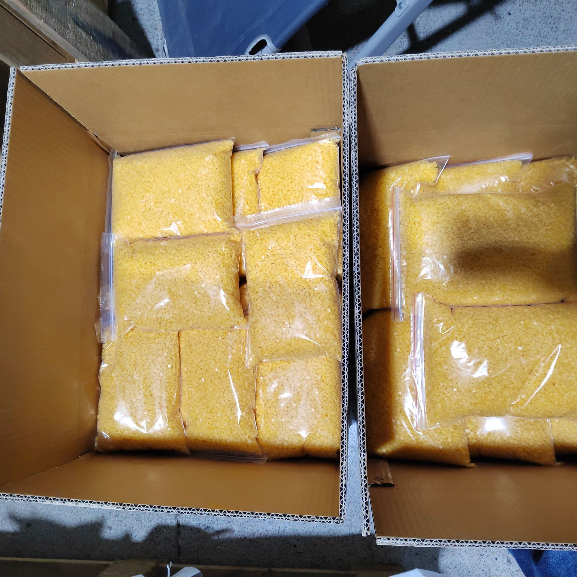 Yellow Beeswax, Off-White Beeswax, Pure White Beeswax Granules, Packed in Small Packages, Any Weight Can Be Packaged, 500 Grams