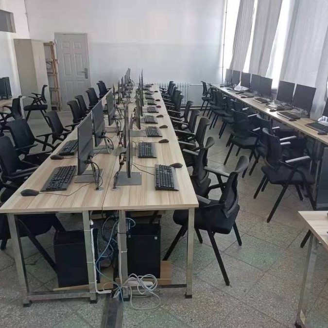 Used Office Furniture in Various Areas of Beijing, Old Computer Recycling, Office Building Computer Central Air Conditioning Acquisition Company